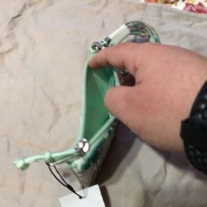 Lightened Up Zip ID Case - Vera Bradley